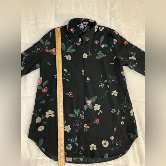 Floral Black Women's Top - Picture 3 of 6